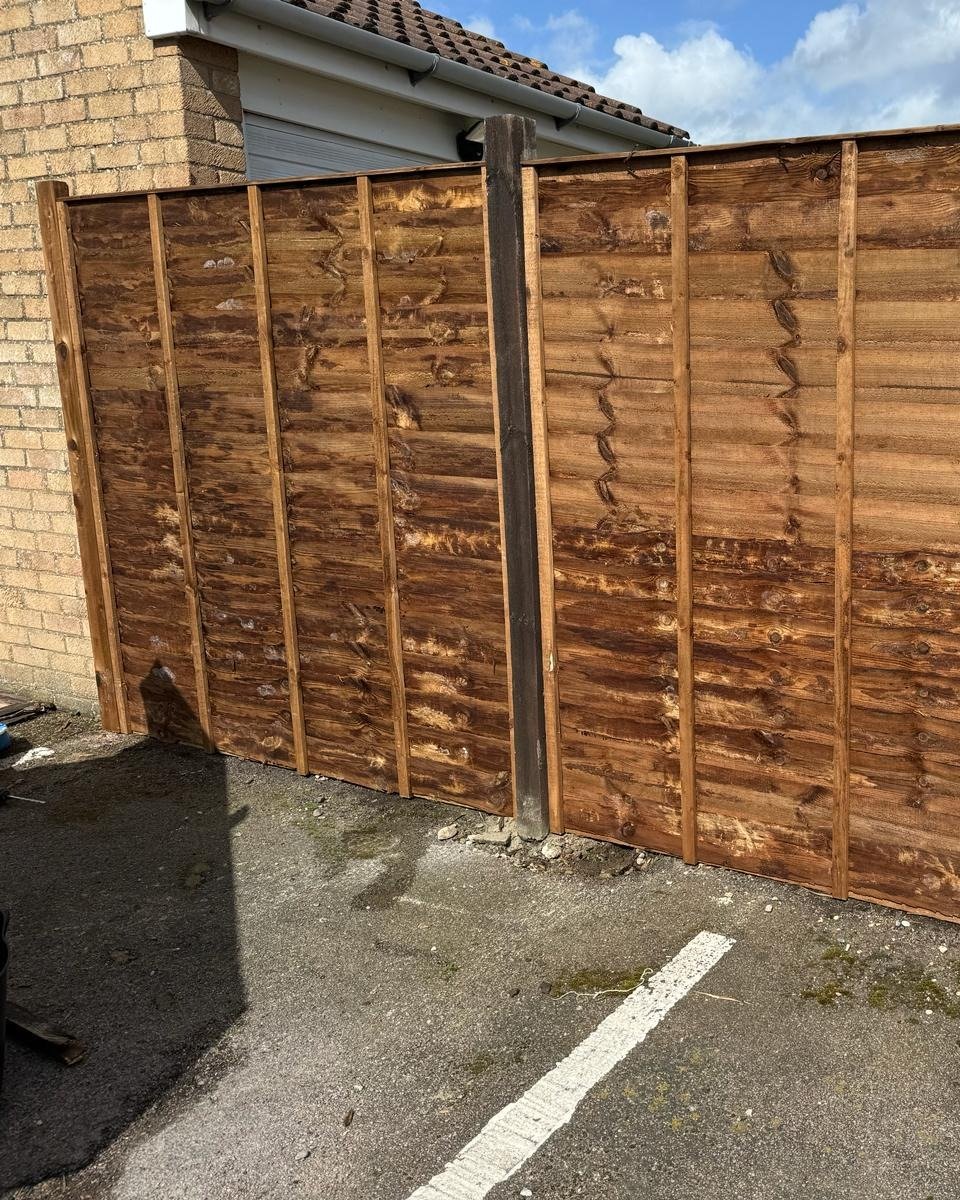 Fence flapping in the wind like an angry bird?
get it repaired before something get s damaged or worse, someone gets hurt.
Panels replaced and supports reinforced by BML.

Call 02071014800
enquiries@bmlgroup.co.uk

#FenceRepair #FacilitiesManagement #NationwideSupport #WindDamage