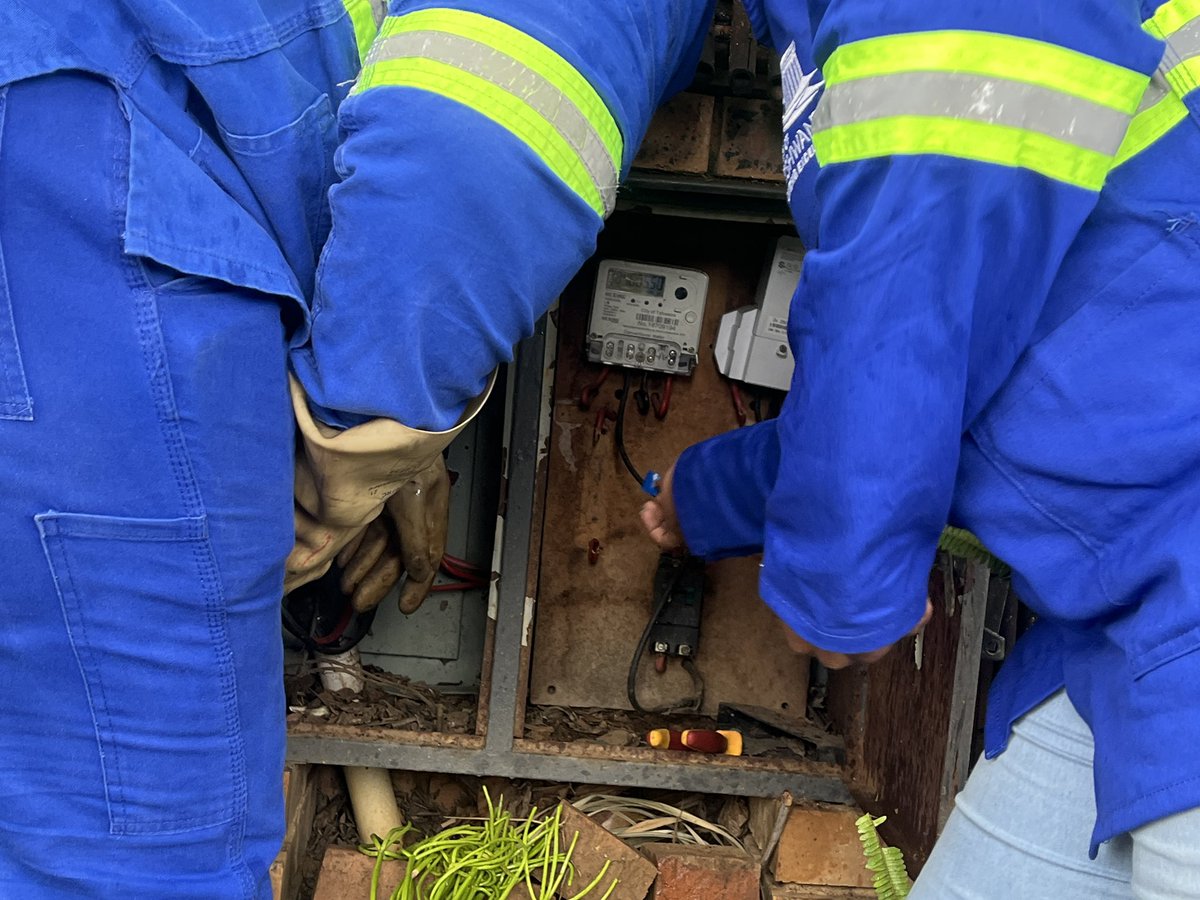 Themba_Fosi's tweet photo. 📍Silver Lakes, Pretoria East

This is proof that no area is an exempted for #TshwaneYaTima. 

@CityTshwane https://t.co/Z0A4mtY5re