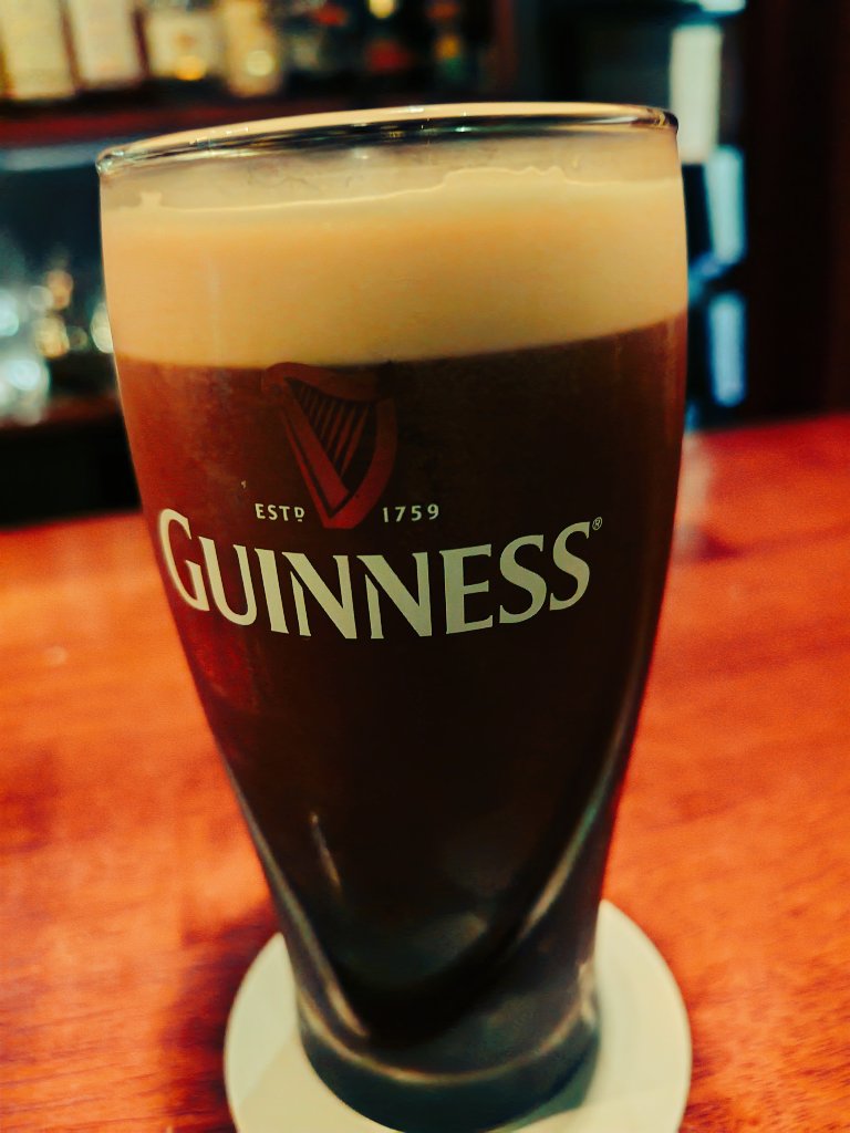 GUINNESSビール から始まる一週間。 最高だぜ😎 カンパイだ🍻 #晩酌 #晩ごはん