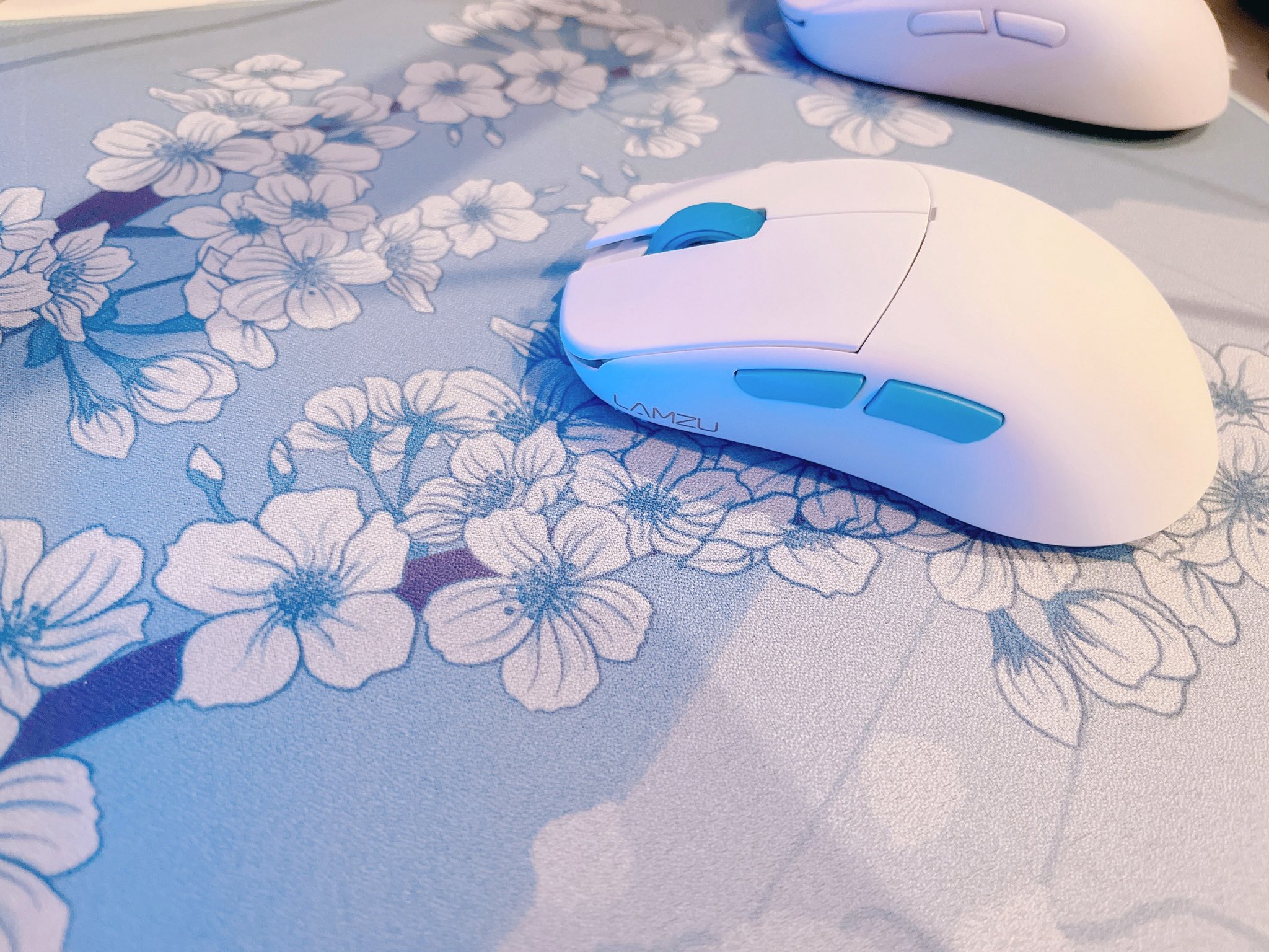花芽すみれ ガラスマウスパッド 新品未開封】ぶいすぽっ！ ガラスマウスパッド 花芽すみれ VSPO