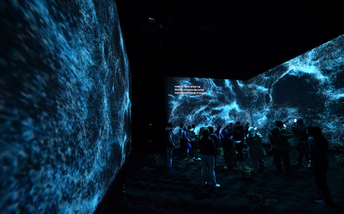 “Working together, united yet unaware, the audience was creating its very own seismic event. Now that’s immersion.” Thank you <a href="/MarkValencia/">Mark Valencia</a> for your words on Séisme at <a href="/OONMLR/">Opéra Orchestre national Montpellier Occitanie</a> for <a href="/operamagazine/">Opera with Opera News</a> 🔥