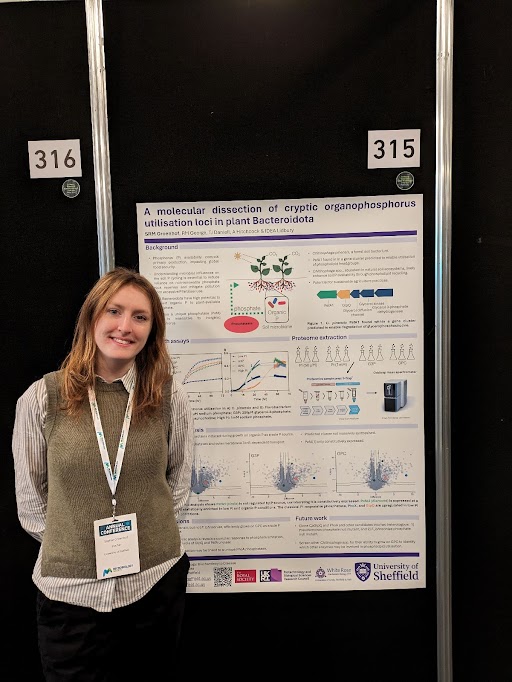 Proud of these two. They are doing some really exciting research on plant Bacteroidota (I am biased). Please go and check out their poster #Microbio24