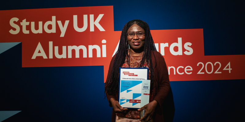 Congratulations to public health expert Chikaodili Mary-Kate Deng (MPh 2009), who has been recognised with a @StudyUKBritish Alumni Award for her contribution to care systems for HIV and AIDS in Nigeria ⬇️⬇️ leeds.ac.uk/news/article/5…