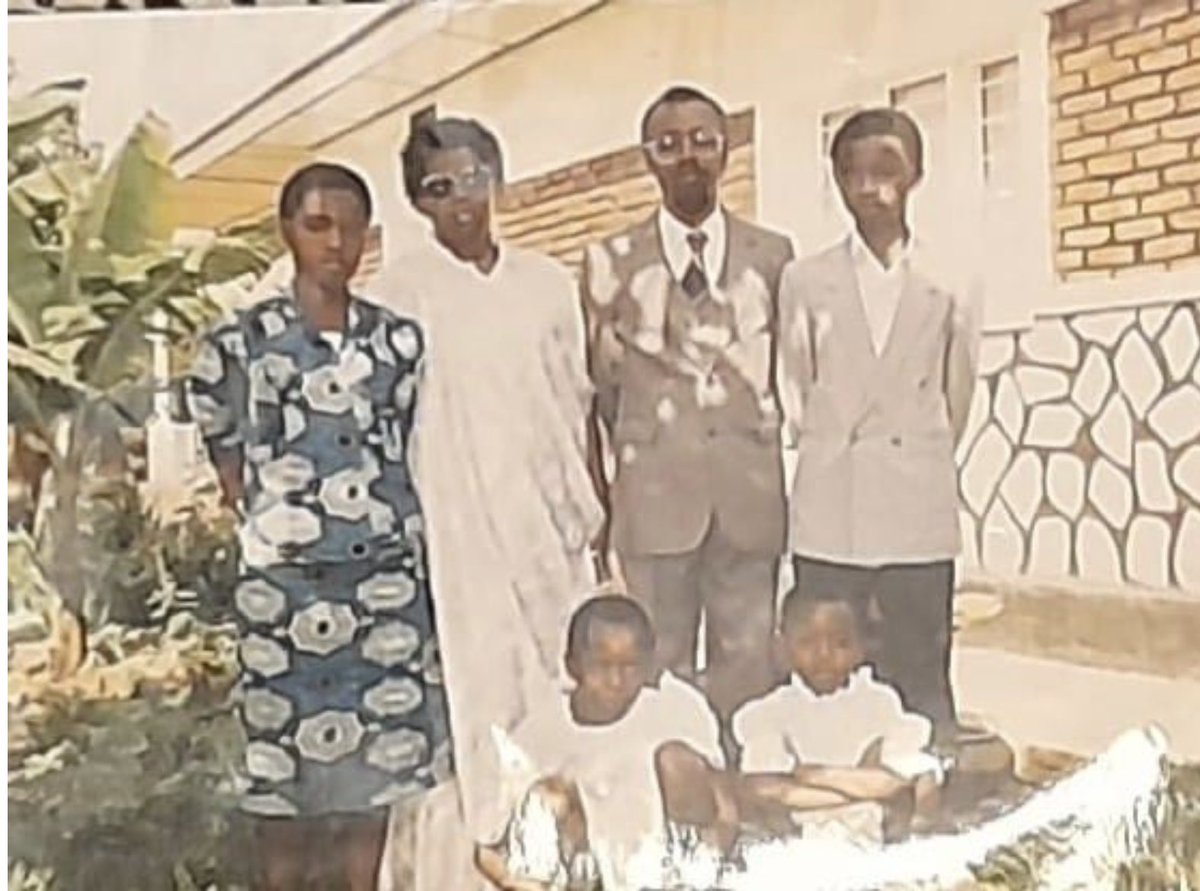 NKasinge's tweet image. #Kwibuka30
Today, April 8, 2024, I commemorate my family and over 40 other families barbarically massacred by the Rwandan Patriotic Army, a military branch of @rpfinkotanyi,from the night of April 6th to the 12th ni #Remera, and all those who were liquidated in the subsequent…