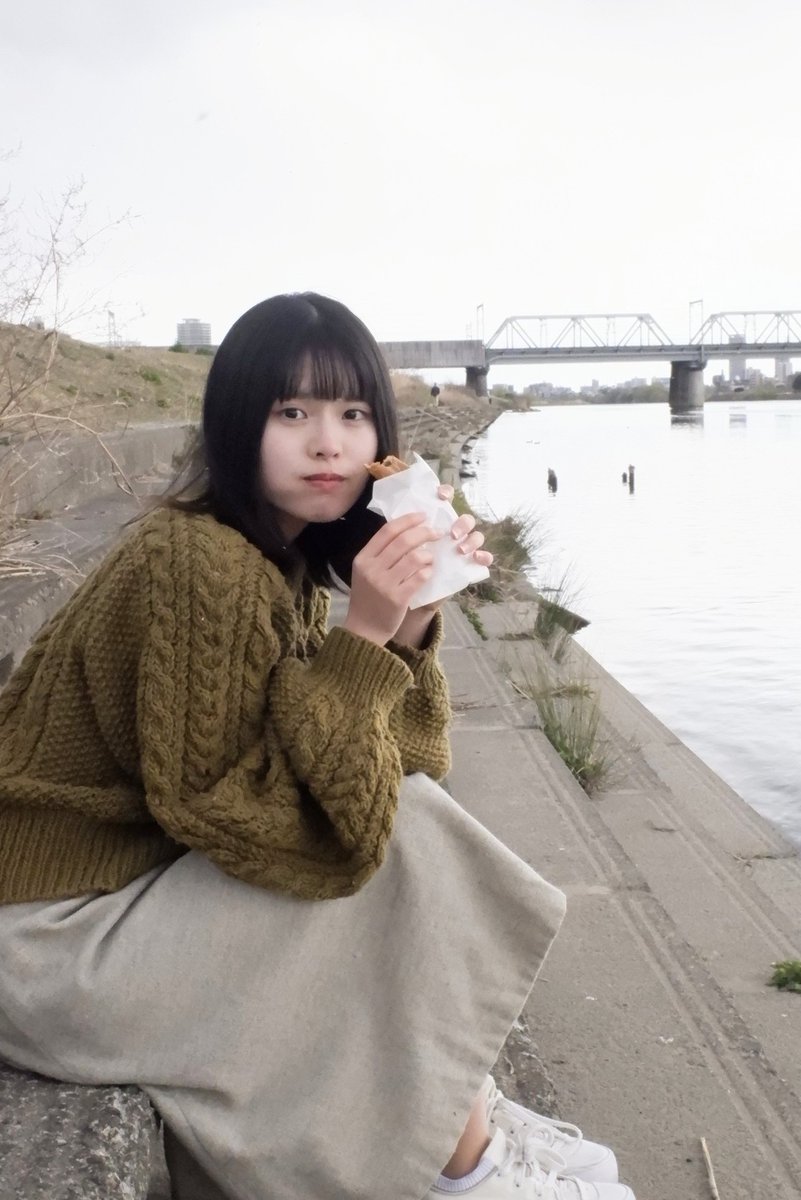 おやつ時間🥨ᕷ*.° Location : 多摩川駅付近 ~リク撮~ Model : 有村奈都さん @arimura72_photo @citron_portrait #Citron撮影会 #撮影会 #リク撮 #モデル #被写体 #ポートレート #portrait #キリトリセカイ