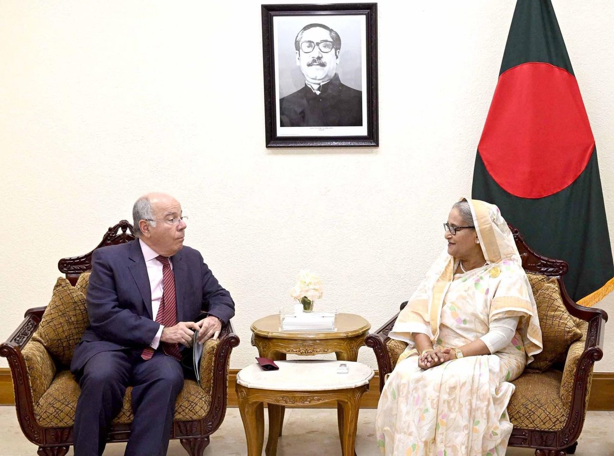 A Brazilian delegation led by Foreign Minister Mauro Vieira has paid a courtesy call to HPM #SheikhHasina today. During the visit, Prime Minister suggested that #Brazil can import readymade garments directly from #Bangladesh, making it more affordable for Brazil. @Itamaraty_EN…