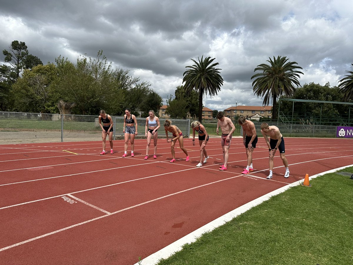 To be able to stand on the start line of the final rep of a session is not a chore, it’s a privilege only accessible to healthy, fit and strong-minded athletes #letsdothis #makeitcount #M11trackclub