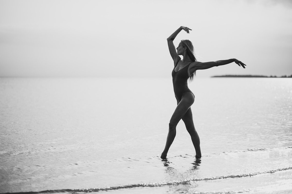 So threads appears to be twitter for people who are incapable of thinking for themselves and believe everything the TV tells them.

Not a single original thought or idea. Just…regurgitated tweets.

Pic for attention…