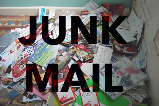 JunkfoodCinema's tweet photo. ANNOUNCEMENT 5: JUNK MAIL!

A new reward for $10/ep Patrons. One winner each month will receive a rad item from Brian’s personal geek horde. 

More info… https://t.co/S7QtUiYjNb
