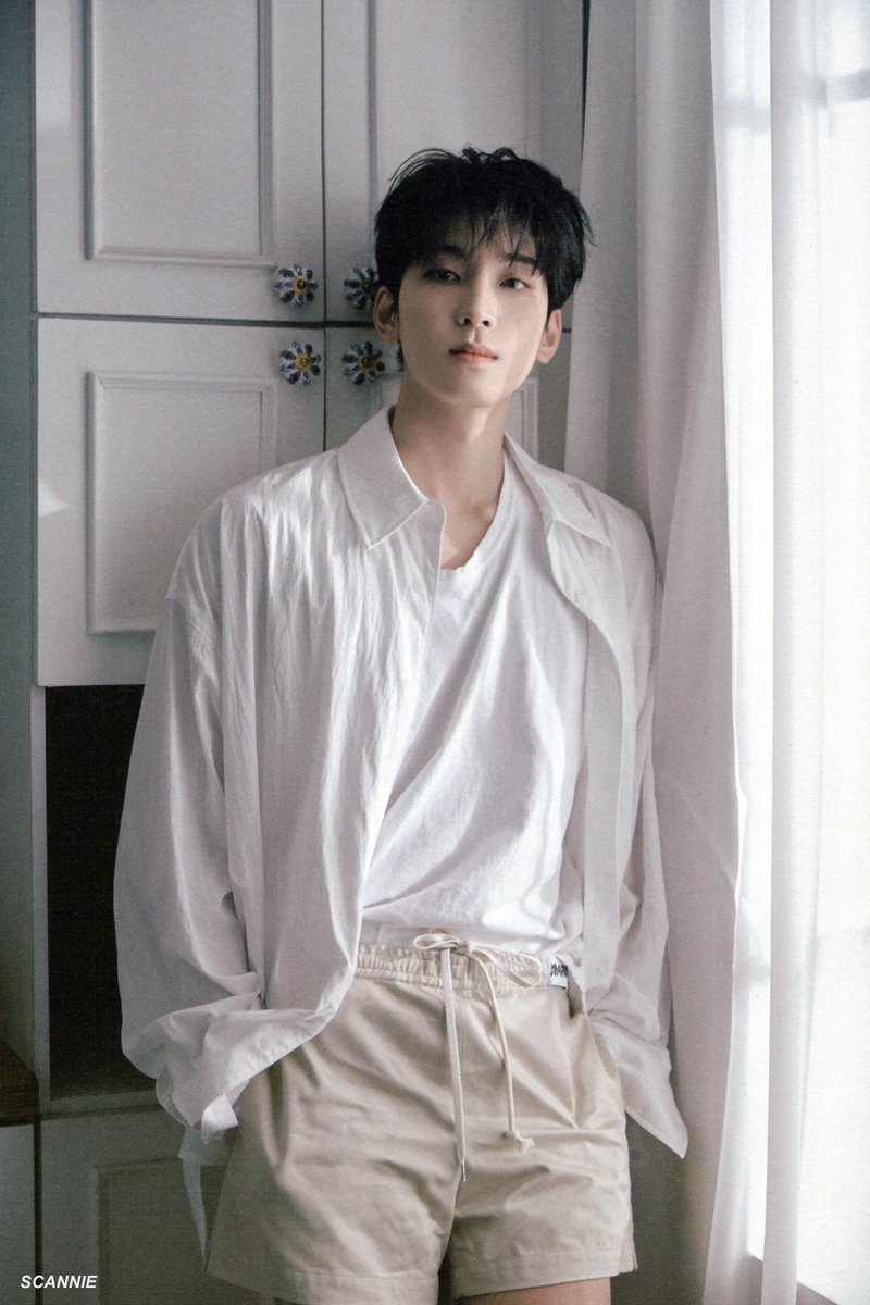 still this is one of my fave photo concepts of wonwoo 🫶🏻