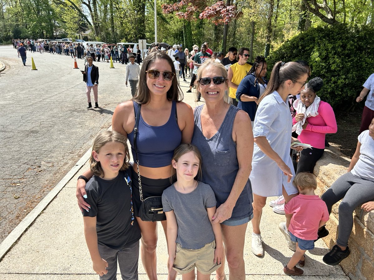 The doors are open at @FernbankScience! 🚪🔭 Everyone is welcome for a day of discovery & Independent Learning. Experience the awe of the solar eclipse with safe viewing opportunities & planetarium shows, while enjoying music & food trucks. Don’t miss out on this celestial event!