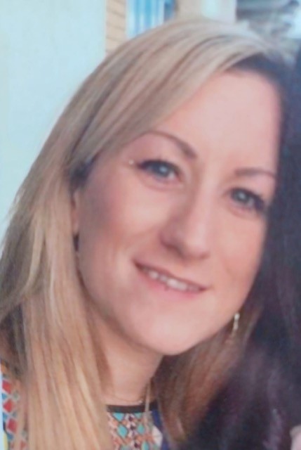 NEW: This is 38-year-old Sarah Mayhew, who's remains were found on Rowdown Fields in Croydon last week. A 44-year-old man and a 48-year-old woman were arrested on Saturday on suspicion of her murder. Officers believe they were known to Sarah. @LBC @LBCNews