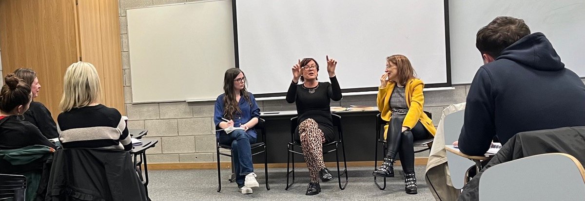 Some great pictures of @EnglishUCC's Dr Heather Laird and novelist Lisa McInerney @UL on Friday last as they spoke at a seminar on working-class Irish fiction. Chaired by @Laure_Cassidy, convened by @isdoighliom #research @ResearchArtsUL @StudyArtsUL