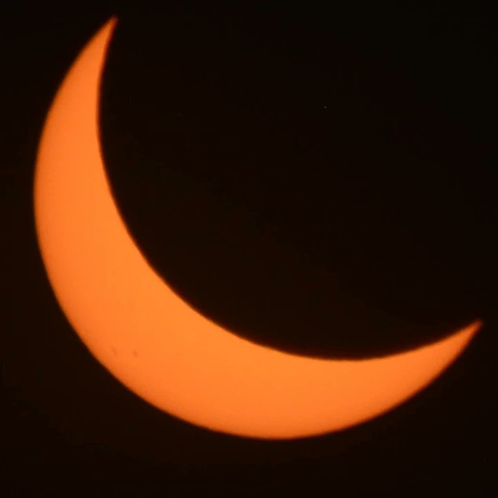 captmkg's tweet image. Back in 2017, I got to see the eclipse in grand Teton and it was something else. The temperature drop really surprised me, but it&apos;s something worth experiencing. #2017 #EclipseSolar2017 #grandteton