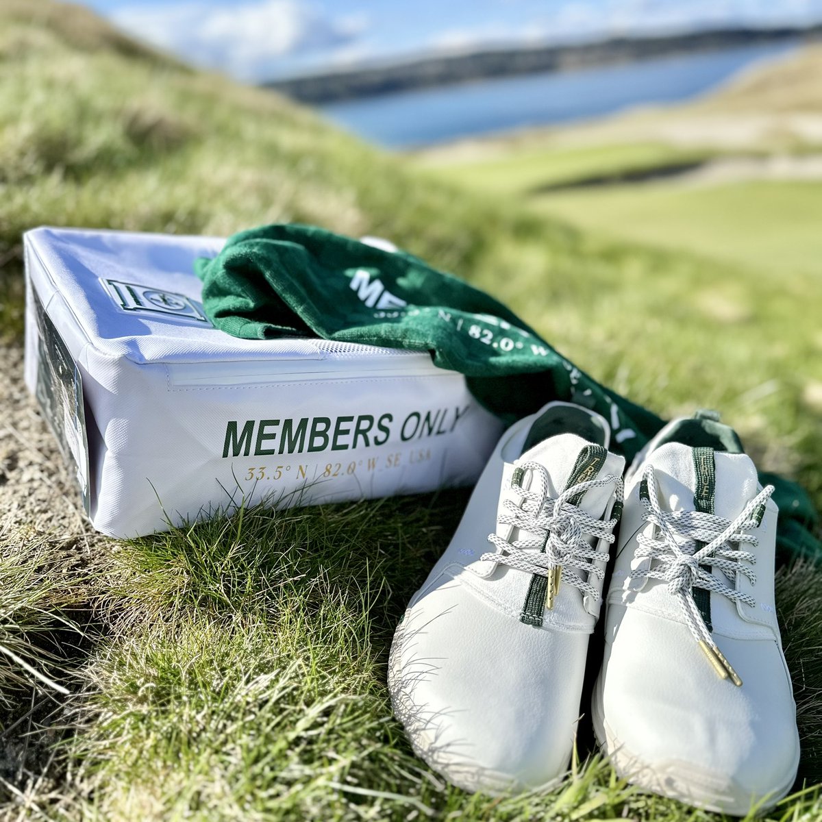 🟢⚪️🟢⚪️ 🌺 It’s Masters week 🌺 🟢⚪️🟢⚪️ Well done on these @TRUElinkswear ⛳️ OG 1.2 Members Only ⛳️ @ChambersBayGolf ⛳️ #chambersbaygolfshop #truelinkswear #chambersbaygolf #enjoythewalk #themasters