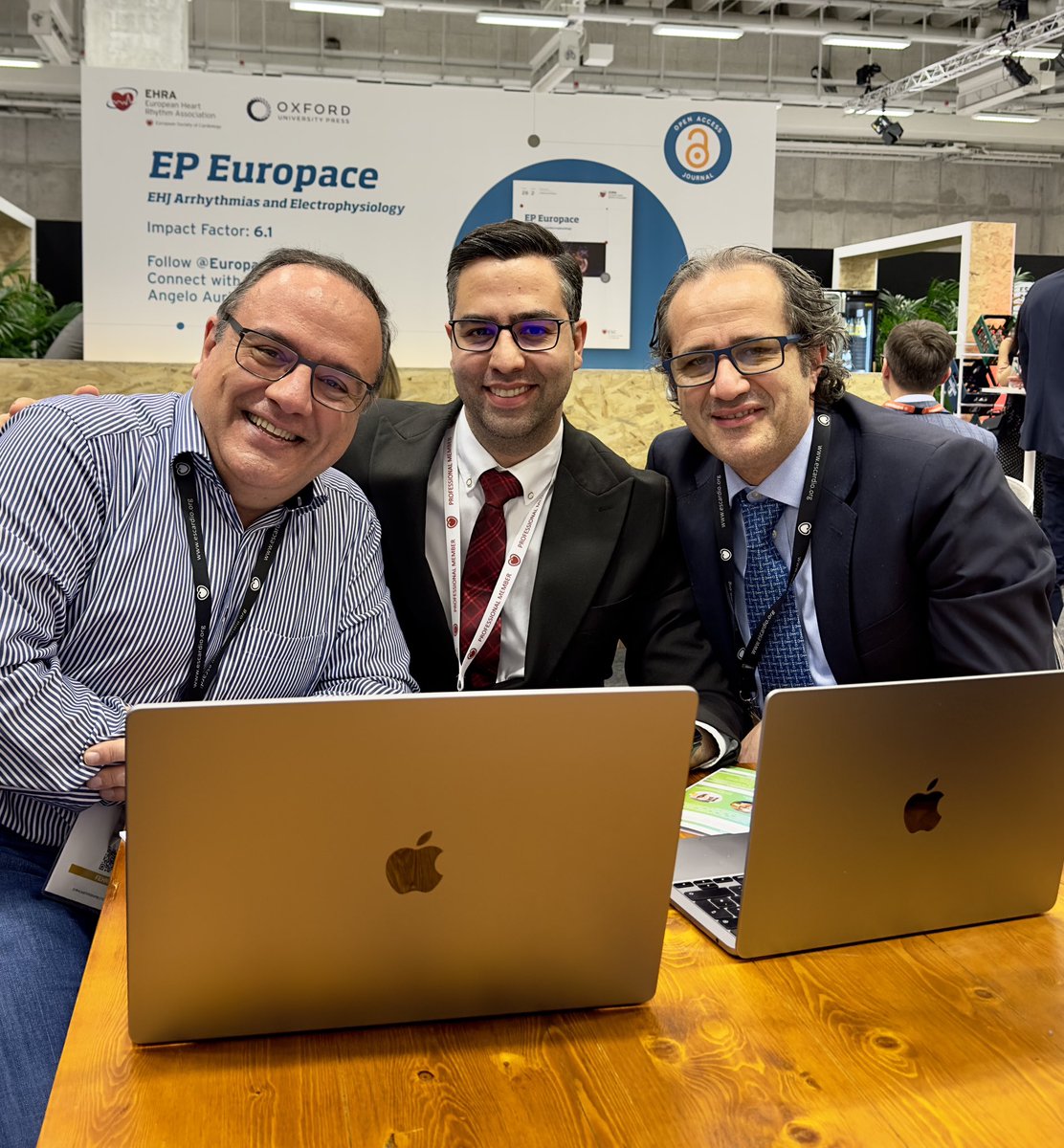 EHRA 2025 preparations in motion at #EHRA2024’s crossroads of ideas. #NextChapter with @ArashArya_EP @LuigiDiBiaseMD