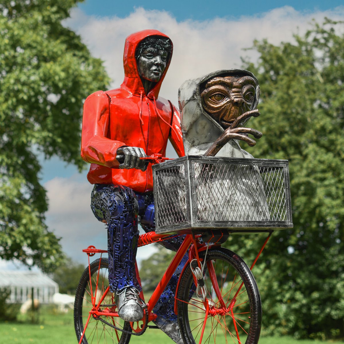 Who's seen our ET sculpture in our Forge Cafe? Hanging from the ceiling, ET is on his way home!! If you sit on our balcony, you might even be able to keep him company over an Ironworks Full English😋