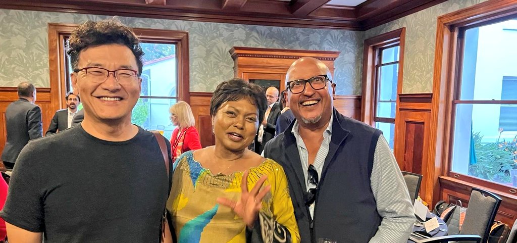 Bio Usawa lnc tweet media