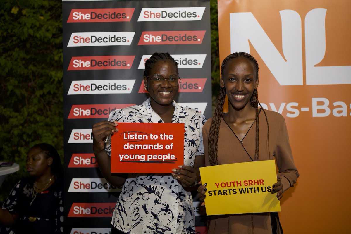 Last week ahead of the Global Youth Dialogue, #SheDecides hosted #YouthDecides reception in partnership with The Netherlands Ambassador to #Benin @pd_hof @DutchMFA. Spotlighting & celebrating activists & advocates advancing #youth #srhr from across the world. More pics soon!