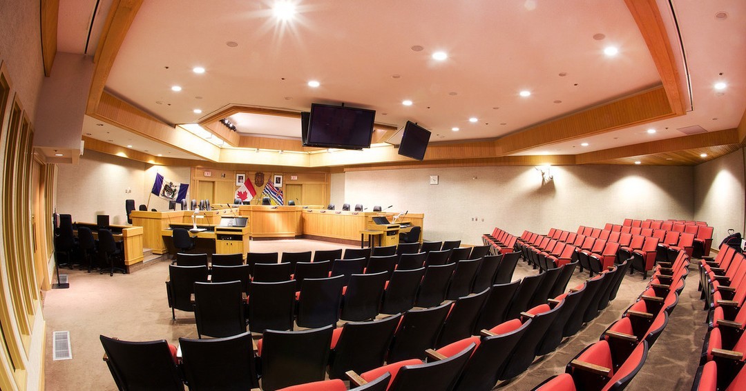 Tune in to Council meetings online! Join today's Council meetings from home by watching a live stream beginning at 9:00 am and 1:30 pm. Learn more and tune in at kelowna.ca/council