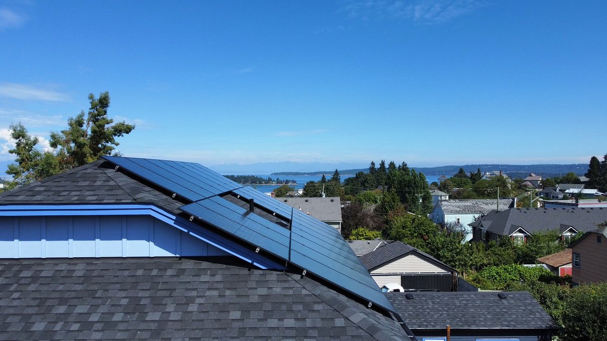 🚨Are you a Not For Profit or Registered Charity in the Comox Valley & Campbell River Area? WIN a Solar System + Installation valued at ~$30,000 ⏰Contest runs to May 31. Enter the contest here: ospreyelectric.com/commercial-res…