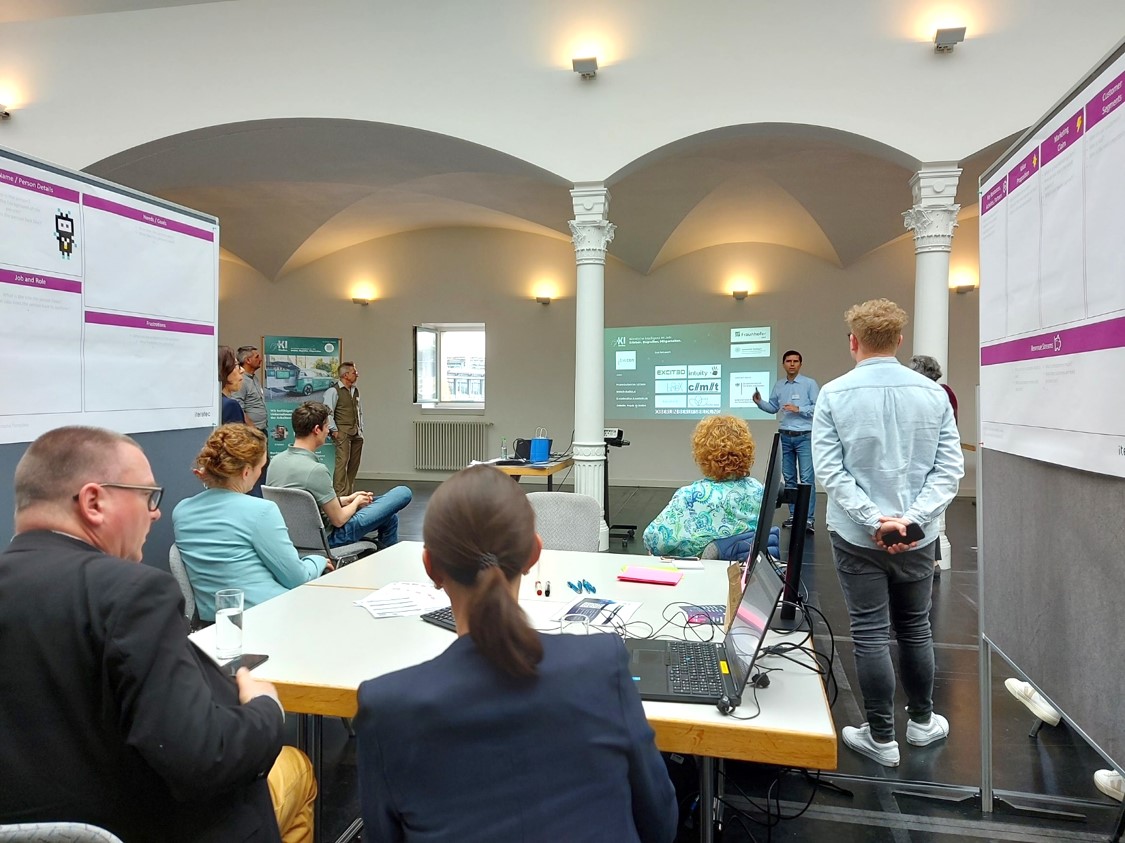 Auch die bwcon startet heute mit einem Workshop auf dem Open Innovation Kongress in Stuttgart als neuer Netzwerkpartner der #KIStudios. Im 'Innovation Promptathon' geht es darum, wie generative #KI-Systeme wie ChatGPT Beschäftigte im Arbeitsumfeld unterstützen können #OIKBW2024