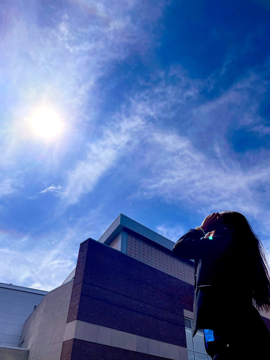 JolieSantiago4's tweet image. My view 😎 @OswegoNowNews #Eclipse2024 #sunyoswego #oswegony #totalsolareclipse #directpath