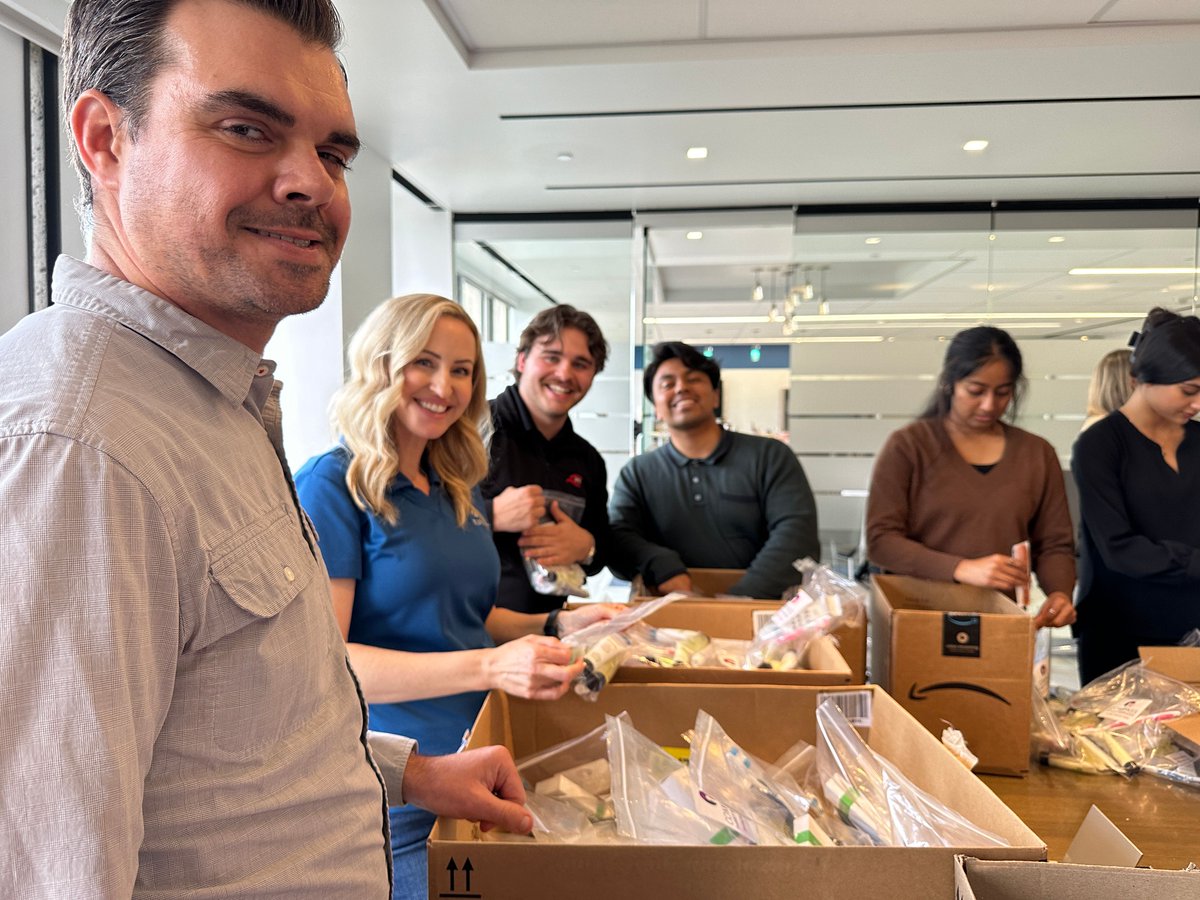 Insurance groups Lockton and Zurich came together last week to make 600 hygiene kits for Compass families! We love seeing groups unite to make a difference in our community. Thanks @Lockton and @Zurich!!