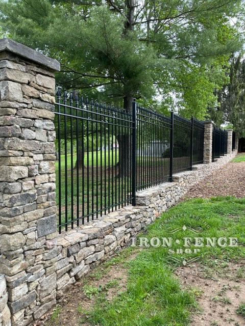 Being able to add custom pieces to your forever home is a great way to make it even more your favorite place to be.

#IronFenceShop #ironfence #gatedhome #fencedyard #curbappeal #foreverhome