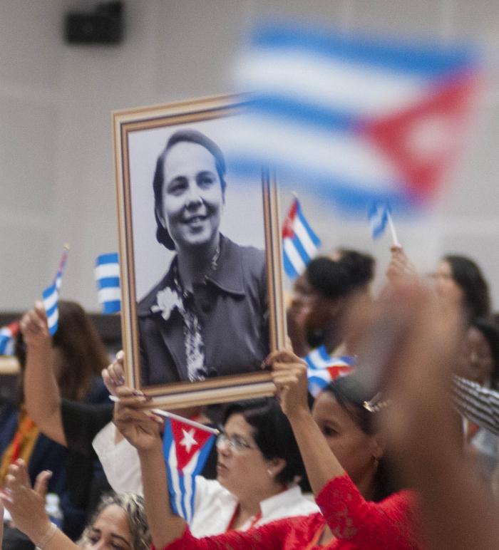 Vilma más necesaria que nunca
#VilmaVive 
#CubaViveEnSuHistoria 
#EstaEsLaRevolución 
#YoSigoAMíPresidente