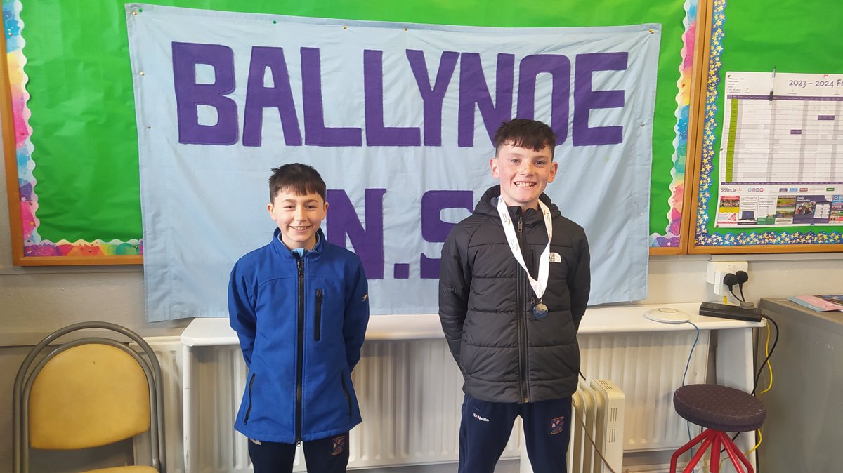 Very proud of Rónan for achieving an amazing Silver Medal at the Indoor National u11 600m Finals representing 
<a href="/StCathsAC/">St Catherine's A.C</a> . You can watch the race here⬇️. First heat at 1:42.
youtube.com/watch?v=ZwG15g…