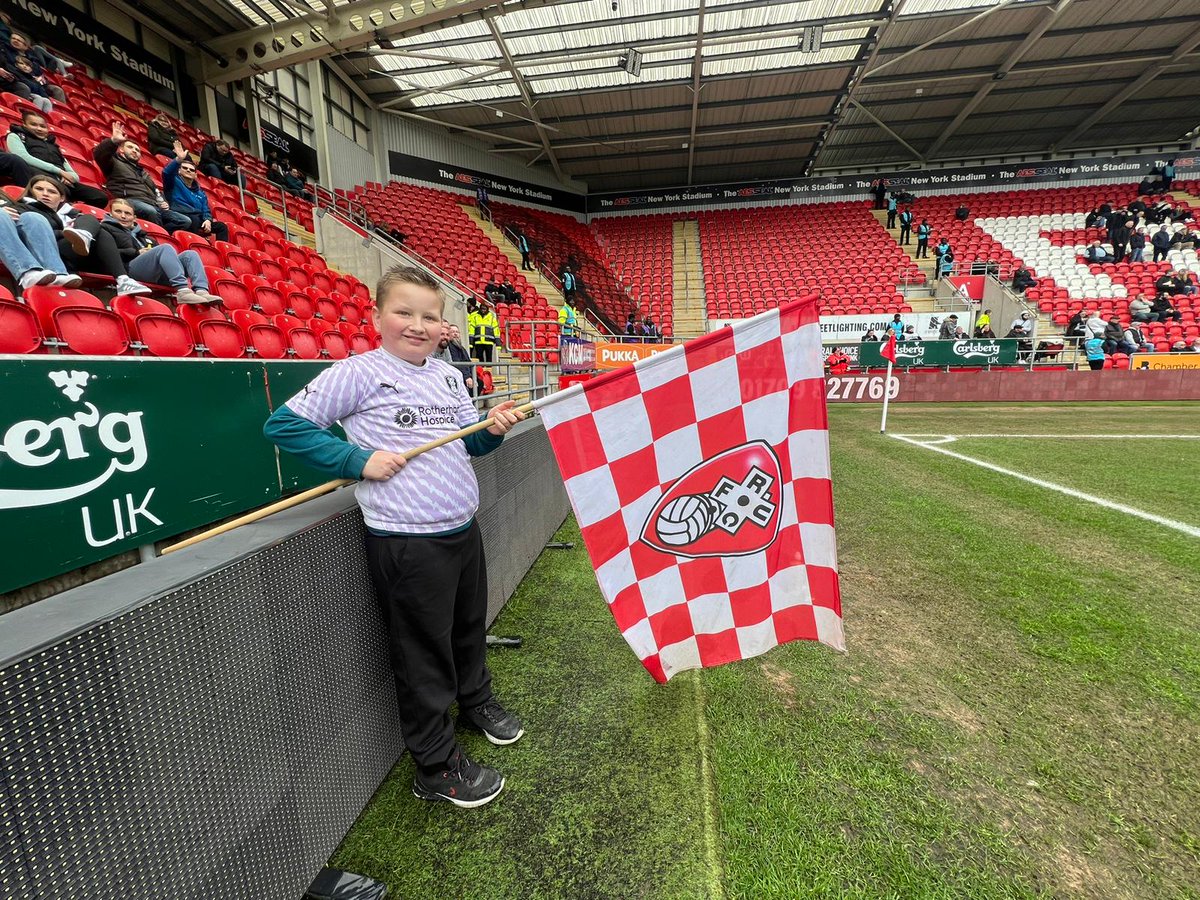 HAF | Flag bearing celebrations for our HAF superstars!⭐🙌 Last week, we invited some lucky children who have attended our @RotherhamHAF camps to come and flag bear on the pitch for RUFC! The RUCT team felt they deserved to be rewarded for good behaviour & personal growth!