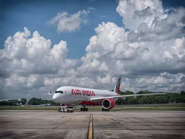 Air India & BIAL partner to transform Bengaluru into premier aviation hub
Air India & BIAL have joined forces to build Bengaluru as premier aviation hub,enhancing connectivity & passenger experience.Agreement includes AIX,Vistara & focus on international connectivity,MRO facility