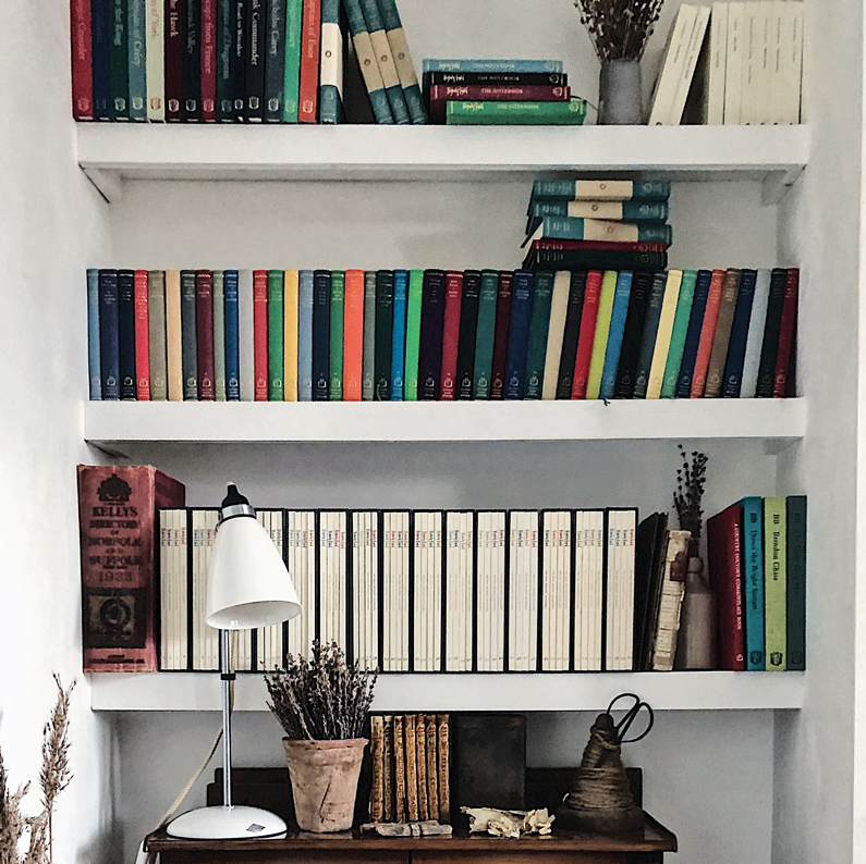 FoxedQuarterly's tweet photo. ‘For life would be more impoverished without your adorable quarterly falling on our doormat’ M.E. #SlightlyFoxed #FoxedReaders

All of our back issues are in print and available to buy. Save £1 per issue when you buy four back issues. https://t.co/bxa7DtxAqH https://t.co/xbfavq45cn