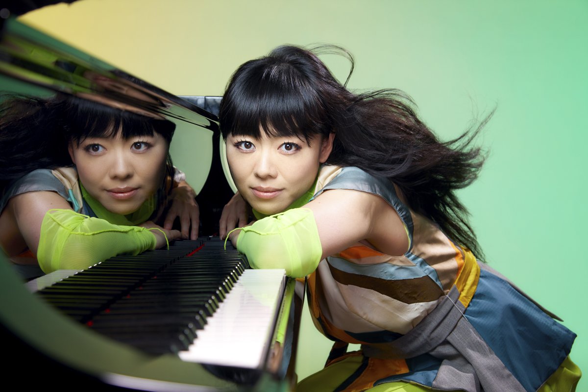 Before Hiromi returns to SFJAZZ this week (April 11-14), we take a closer look at the pianist's new album ‘Wonderland’ featuring the band she brings for these performances, and videos made for the songs via On The Corner–The SFJAZZ Magazine: sfjazz.org/onthecorner/ar…