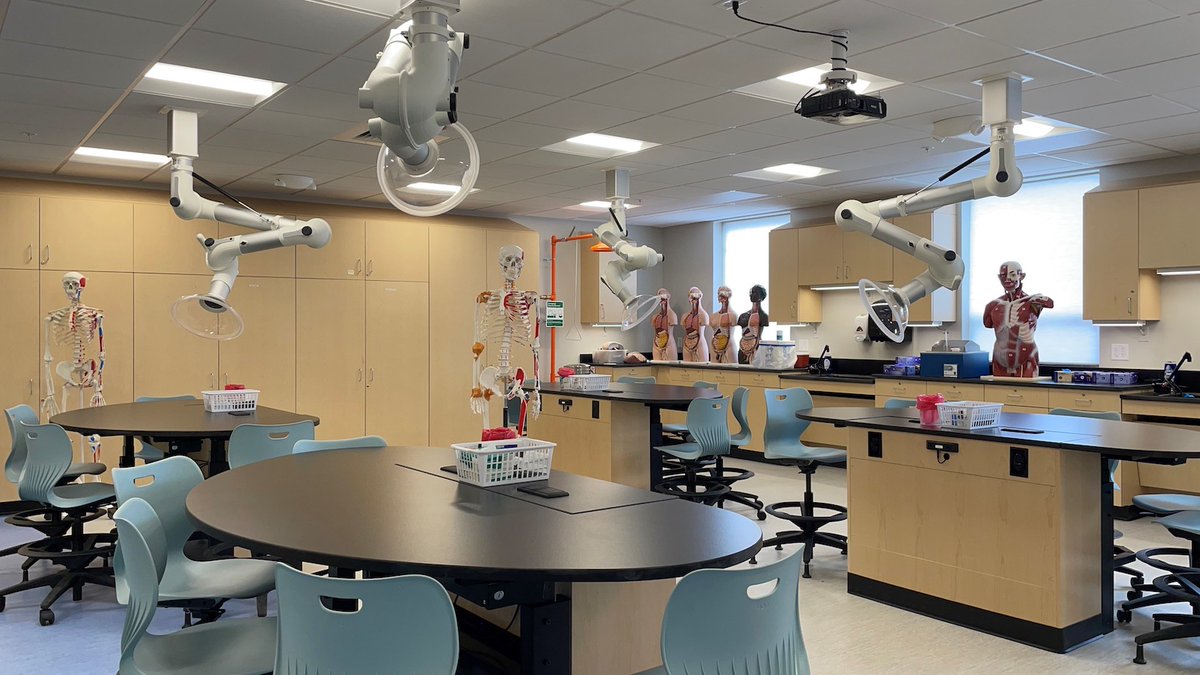 Today's #Featured Story: STEM Solutions Wraps Up Lab Fit Out at River Valley Community College wp.me/p4tBdc-TiC #HPNews #LifeScience