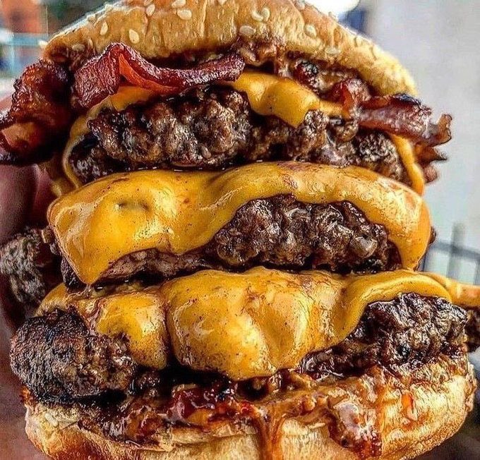 Bacon Triple Cheeseburger