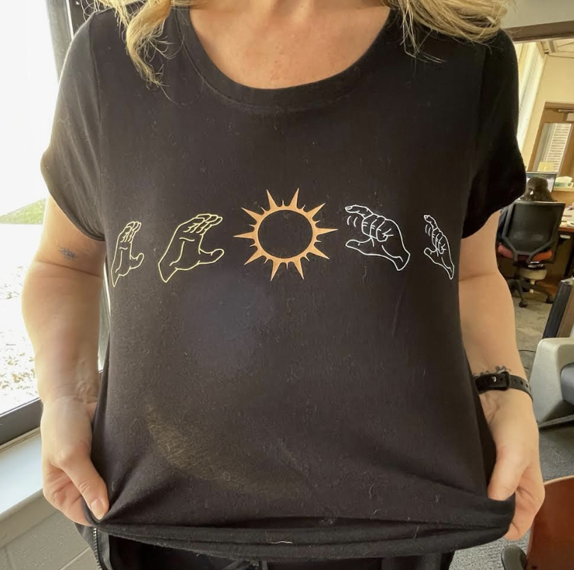 Today, at JPC, we are celebrating the total eclipse of the hands!