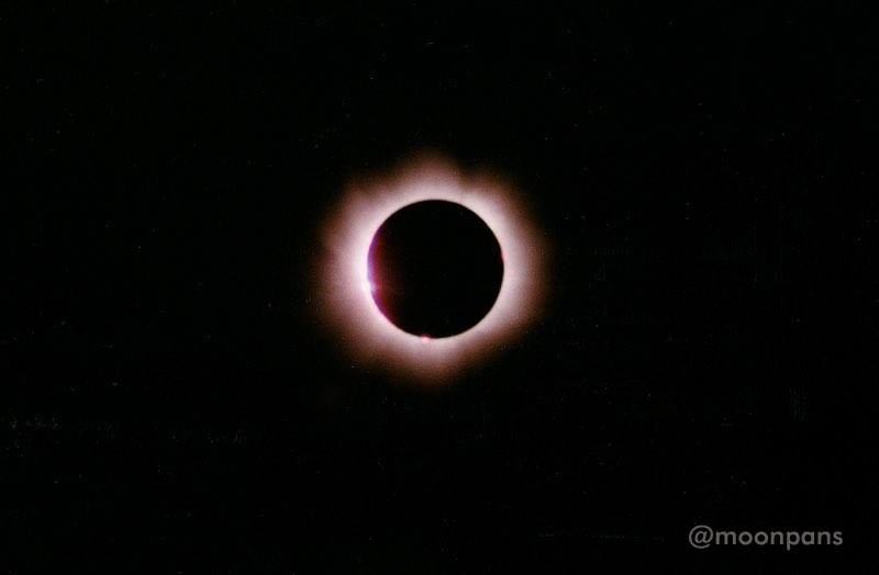Good luck to everyone viewing the great American eclipse today! This was my view of an eclipse in 1999 viewed from Northern Türkiye. One of the greatest experiences of my life. #eclipse #greatamericaneclipse #solareclipse #TotalSolarEclipse2024