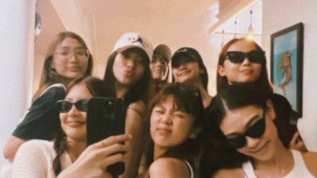 zerowroses's tweet image. bini aus. 🌸