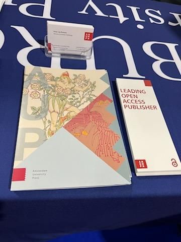 AUPresses is delighted to have Amsterdam University Press exhibiting with us at #UKSG2024! Please come by exhibit space 46 and 48 to meet with @AmsterdamUPress. #ReadUP