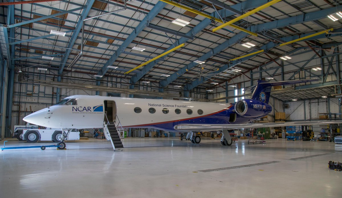 Ethan Hunt, take a back seat 😎 During the #totalsolareclipse today, the NSF/NCAR Gulfstream V research aircraft will engage in a high-speed chase of the moon’s moving shadow. Tag along & track the GV in flight here: bit.ly/4cP69bP 📷: Carlye Calvin