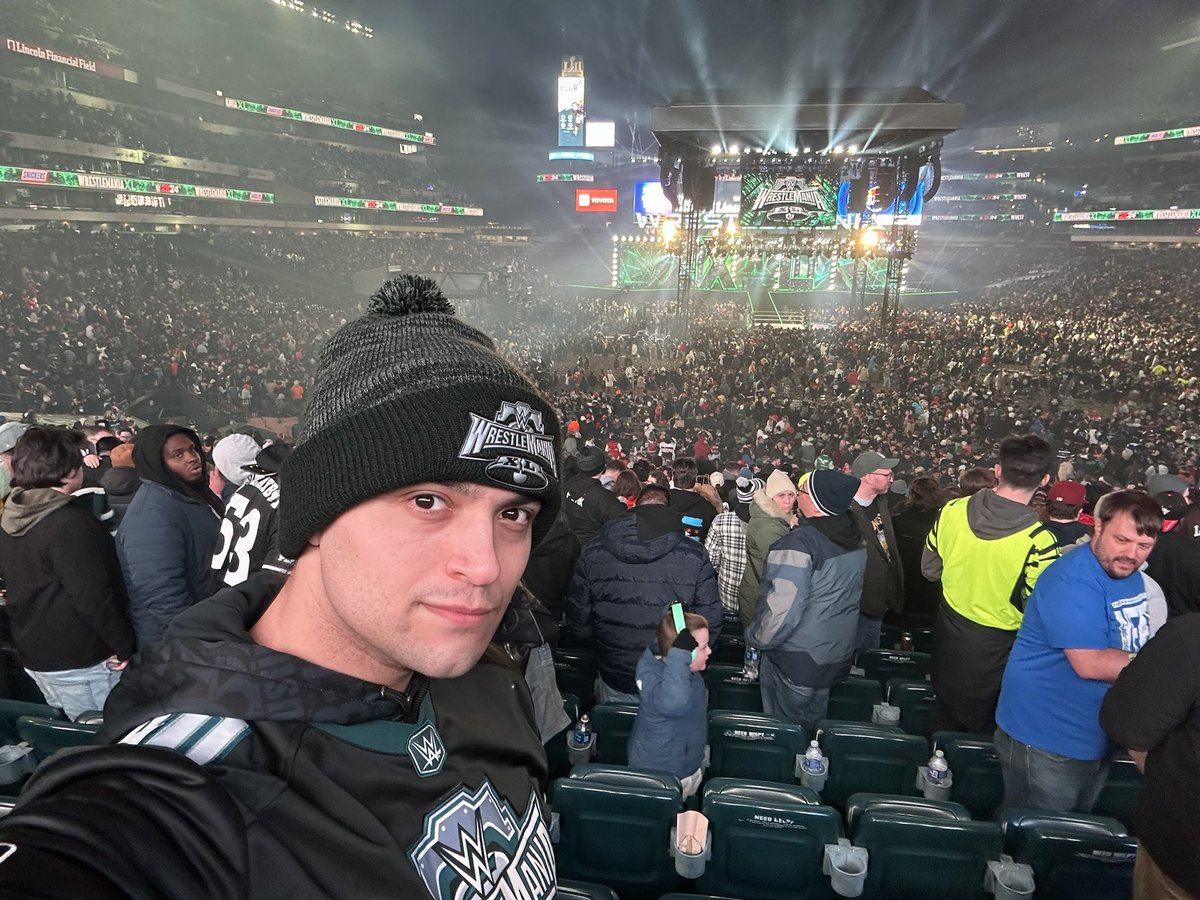 iitsagm's tweet photo. WrestleMania Weekend Day 4 | Night 2
#WrestleMania #WrestleMania40 https://t.co/3MHBqqtkxX