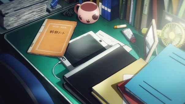 ユーフォ3の冒頭、机の上に置いてあったマグカップがあずにゃん