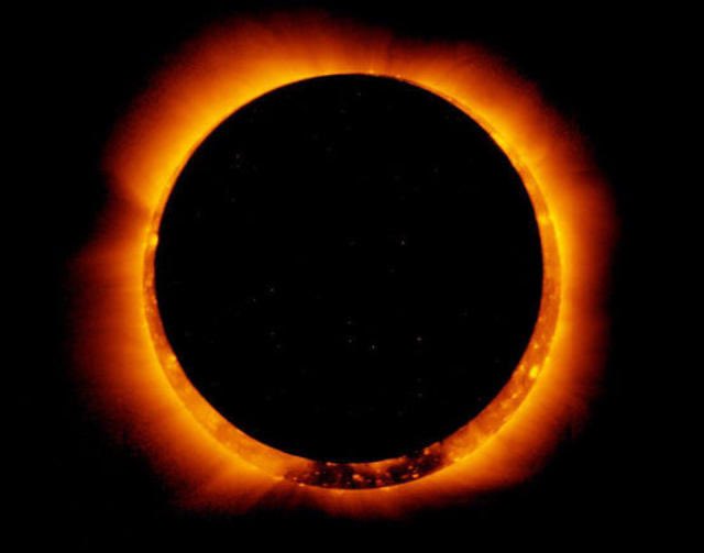 Mohitpatelmp19's tweet photo. This is how #SolarEclipse looking from the Space

#SolarEclipse2024 #Eclipse2024 #EclipseSolar2024 #Eclipse #USA https://t.co/4DjJJm2qtl