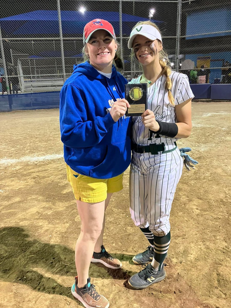 Fun weekend with my <a href="/VieraHawksSB/">Viera High School Softball</a> team winning the <a href="/KlassicSoftball/">Kissimmee Klassic</a> Gold Bracket Championship! I was 7 for 14, earned 2 wins in the circle, &amp; was awarded the Defensive Player of the tournament! <a href="/MustangsRene/">Tampa Mustangs Rene</a> <a href="/Coach_Alameda/">Lonni Alameda</a>  <a href="/CoachBallMalone/">Cindy Ball-Malone</a> <a href="/Becca_Mueller01/">Becca Owens</a> <a href="/ExtraInningSB/">EXTRA INNING SOFTBALL</a>