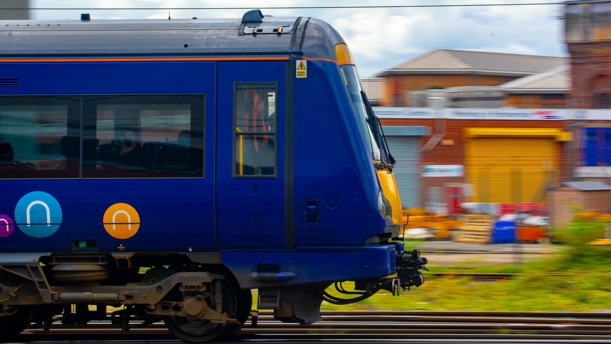 AviationZc's tweet image. Today's post features a Class 170 of Northern Rail working a Sheffield - Scarbrough service

#northern #train #class170 

@northernassist
