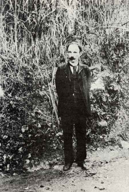 #JoséMartí: "En mis manos ya el reconocimiento definitivo de la elección de delegado del Partido Revolucionario Cubano con que mis compatriotas ponen a prueba mi anhelo de servirlos". #CubaViveEnSuHistoria