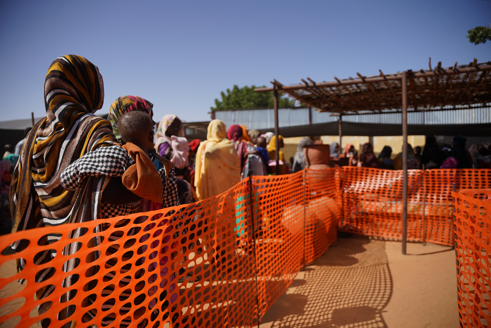 Before the start of the war in #Sudan, there were dozens of international organizations responding across the country. Now, there are almost none.

For a crisis of this scale, this is unfathomable and unacceptable and it cannot be allowed to continue. 

bit.ly/3xpVKmS