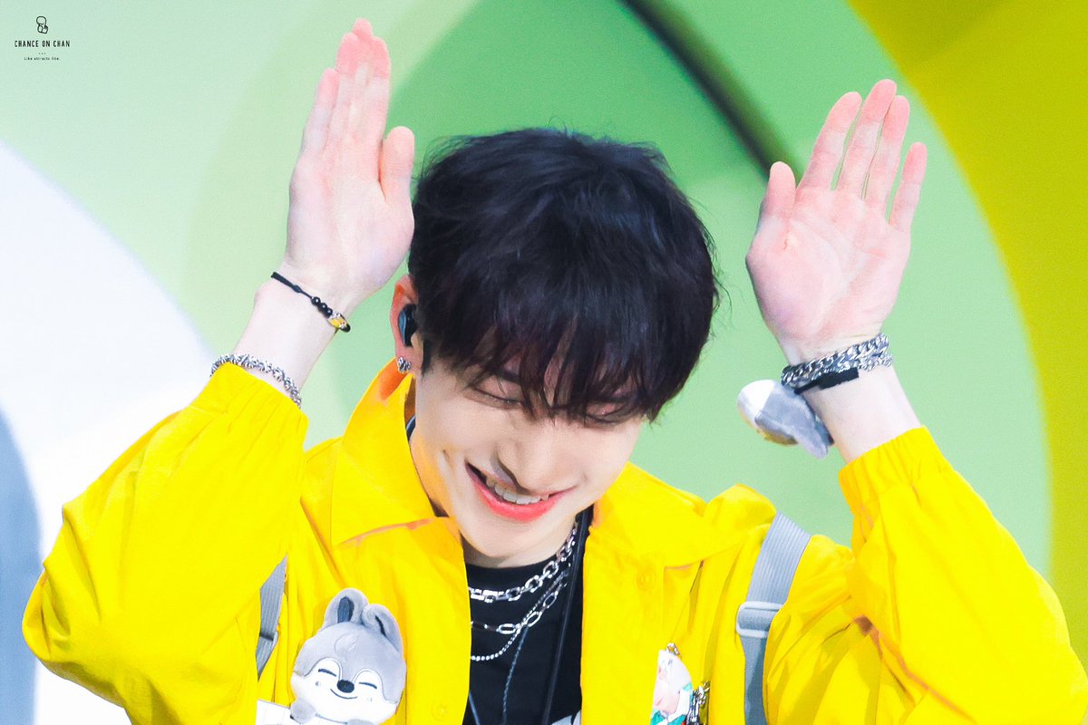 #방찬 #BANGCHAN #StrayKids #스트레이키즈
🖖🏻🟡